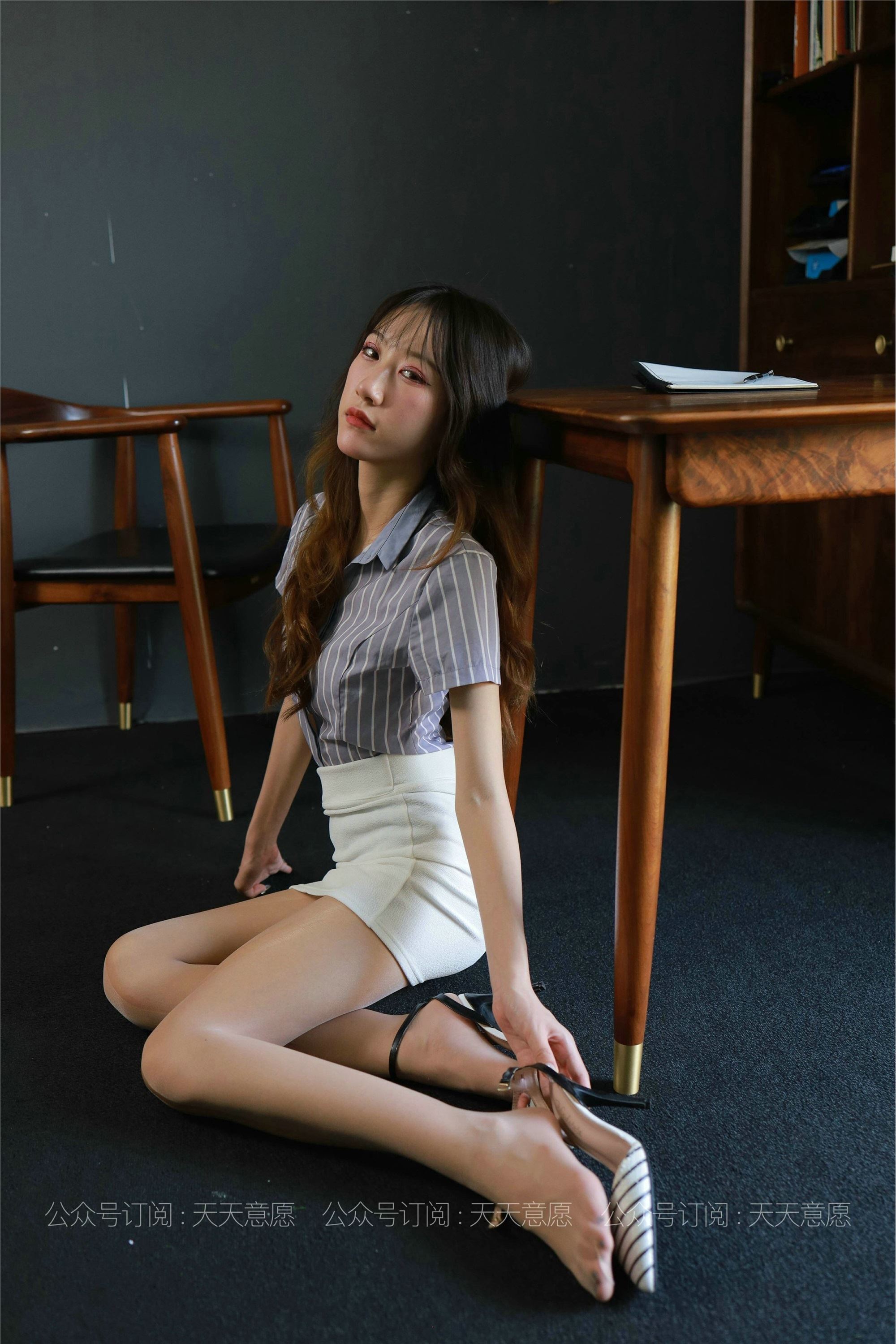 IESS异思趣向  2021.06.11 丝享家829：怡怡《长腿实习生》